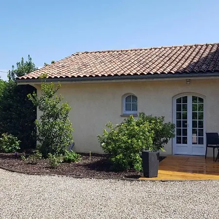 Πανσιόν Le Cabassou Du Medoc 3*