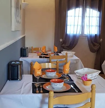 Πανσιόν Le Cabassou Du Medoc 3*