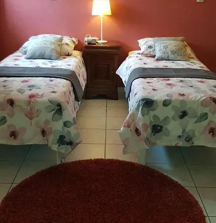 Πανσιόν Le Cabassou Du Medoc 3*