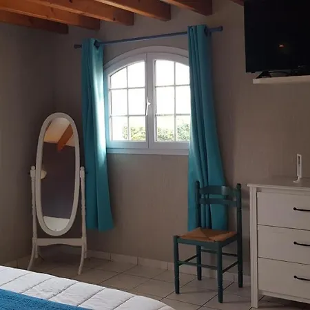 Πανσιόν Le Cabassou Du Medoc Bégadan