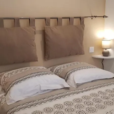 Le Cabassou Du Medoc Vendégház 3*