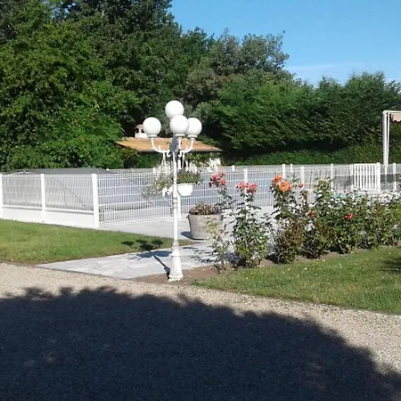 Πανσιόν Le Cabassou Du Medoc