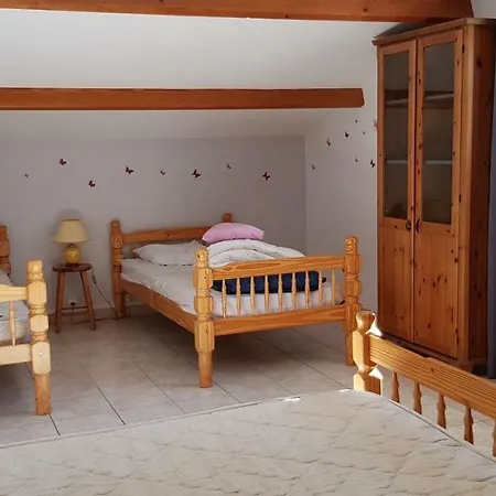 Πανσιόν Le Cabassou Du Medoc 3*