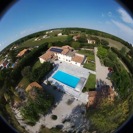 Le Cabassou Du Medoc Guest house *