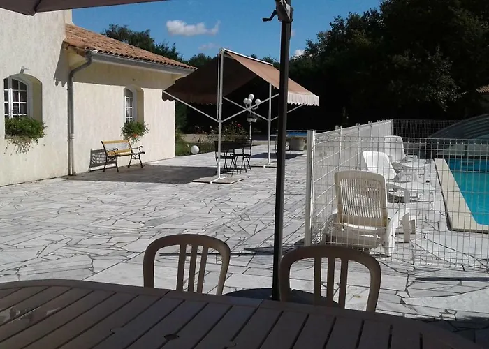 Le Cabassou Du Medoc Πανσιόν 3*